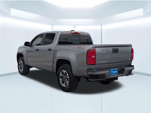 Used 2021 Chevrolet Colorado Z71 w/ Safety Package AWD/4WD image 4