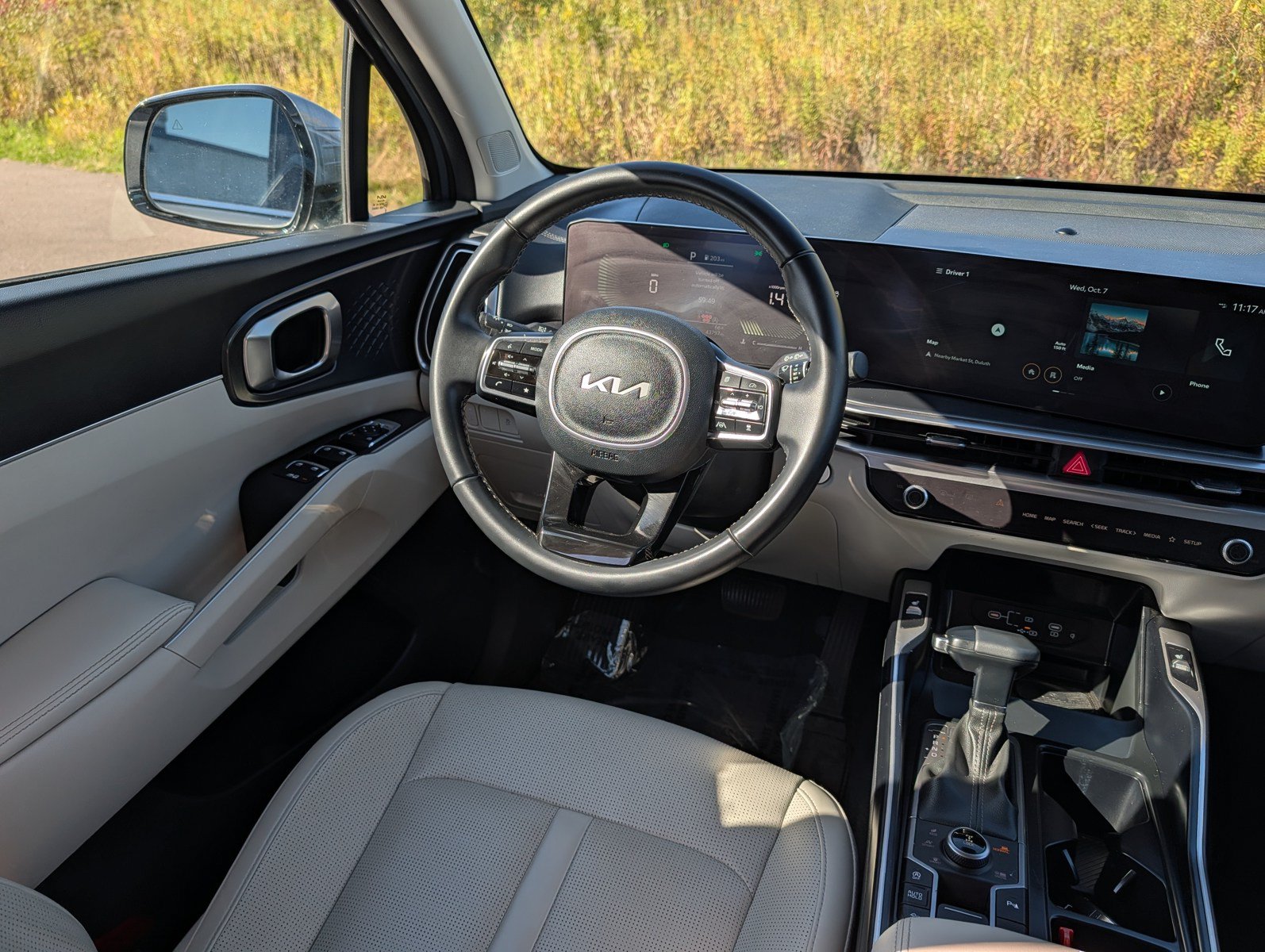 Used 2024 Kia Sorento S w/ Panoramic Sunroof Package AWD/4WD image 9