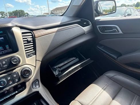 Used 2020 GMC Yukon Denali w/ Denali Ultimate Package AWD/4WD image 31
