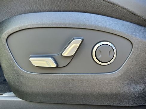 New 2026 Hyundai Ioniq 9 SEL image 20