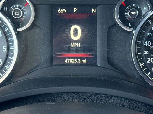 Used 2024 RAM 2500 Big Horn AWD/4WD image 36