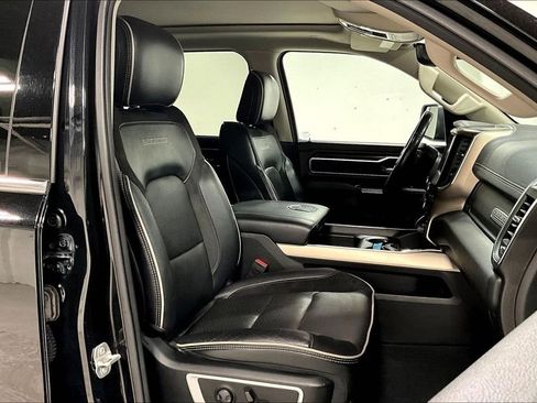 Used 2022 RAM 1500 Laramie AWD/4WD image 10