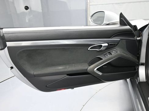 Certified 2021 Porsche 718 Boxster GTS RWD image 14