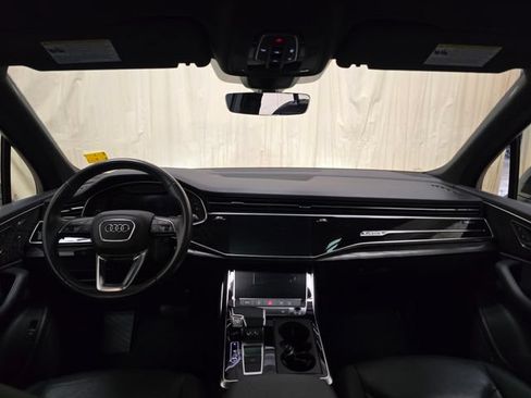 Used 2020 Audi Q7 3.0T Premium w/ Convenience Package AWD/4WD image 34