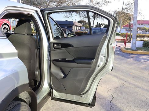 New 2025 Mitsubishi Eclipse Cross LE image 24