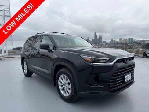 Used 2026 Toyota Grand Highlander XLE image 1