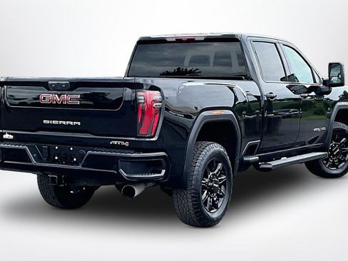 Used 2025 GMC Sierra 2500 AT4 AWD/4WD image 6