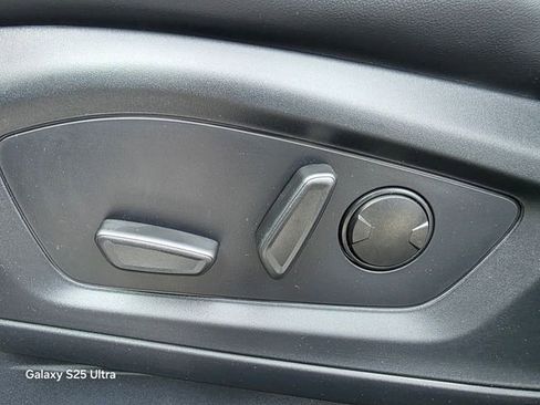 New 2026 Ford Explorer ST-Line w/ ST-Line Street Pack image 10