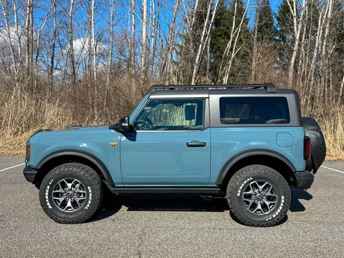 Certified 2022 Ford Bronco Badlands image 8