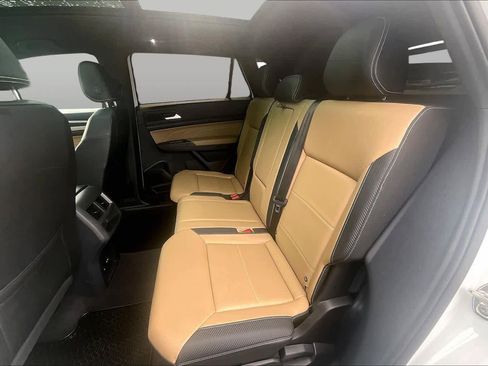Used 2023 Volkswagen Atlas Cross Sport SEL AWD/4WD image 21