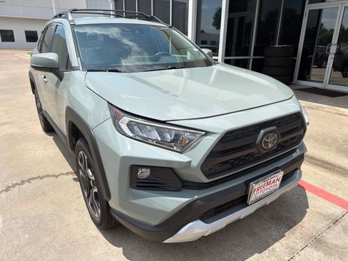 Used 2019 Toyota RAV4 Adventure w/ Cold Weather Package AWD/4WD image 4