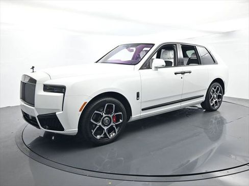 Certified 2025 Rolls-Royce Cullinan Black Badge w/ Leather Finishing Pack AWD/4WD image 1