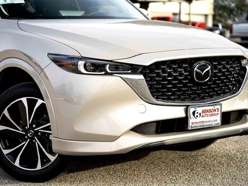 New 2025 MAZDA CX-5 AWD 2.5 S w/ Preferred Package image 3