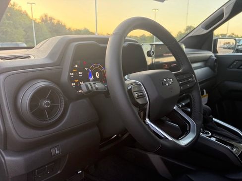 New 2026 Chevrolet Colorado Trail Boss AWD/4WD image 16