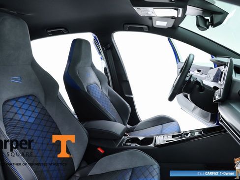 Used 2025 Volkswagen Golf w/ Euro Style Package image 74