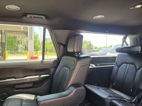 Used 2019 Ford Expedition Max Limited w/ Driver Assistance Package RWD image 11