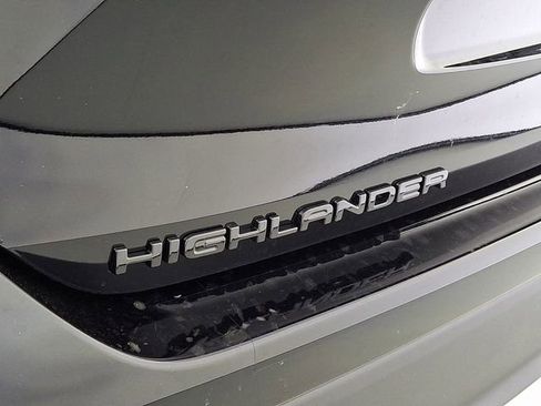 New 2026 Toyota Highlander XLE AWD/4WD image 22