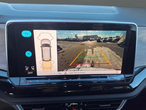 New 2026 Volkswagen Atlas SE image 30