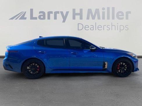 Used 2018 Kia Stinger GT2 image 6
