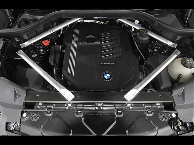 Used 2023 BMW X5 xDrive40i AWD/4WD image 22