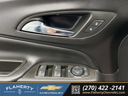 Used 2023 Chevrolet Equinox LT AWD/4WD image 20