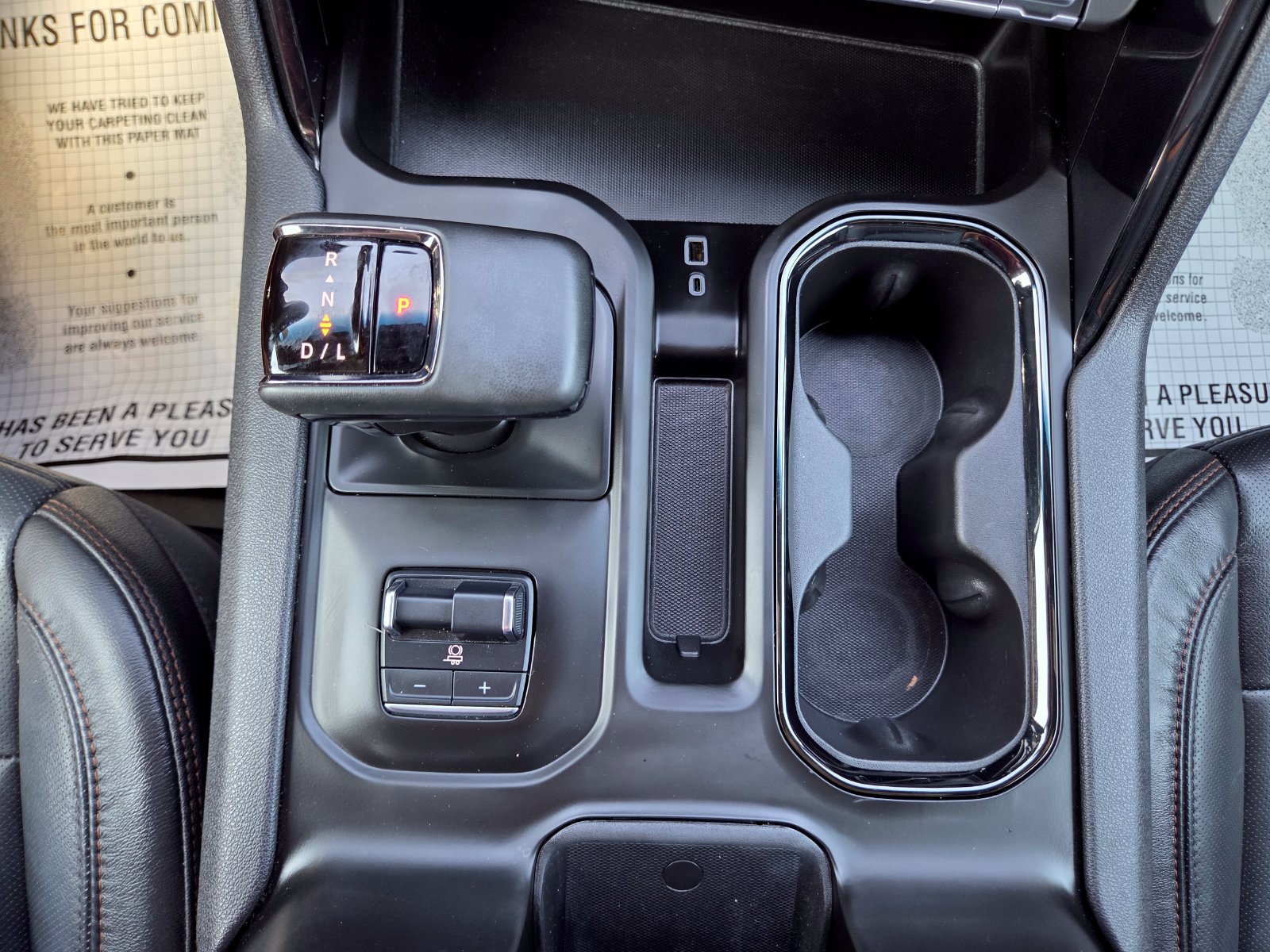 Used 2025 GMC Sierra 1500 AT4 AWD/4WD image 34