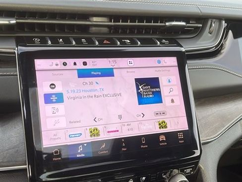 Used 2023 Jeep Grand Cherokee Overland w/ MOPAR Finishing Package image 15