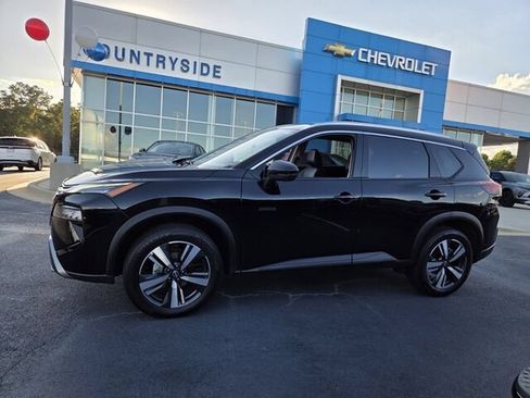 Used 2026 Nissan Rogue SL AWD/4WD image 2