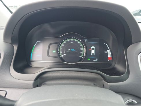Used 2019 Hyundai Ioniq Limited image 40