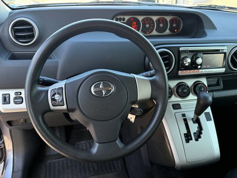 Used 2010 Scion xB image 36