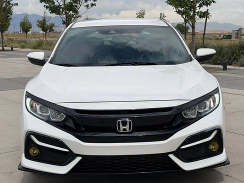 Used 2020 Honda Civic Sport image 2