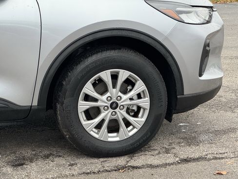 Used 2024 Ford Escape Active image 22