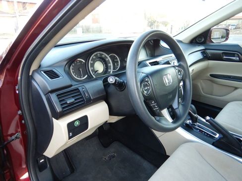 Used 2014 Honda Accord EX image 13