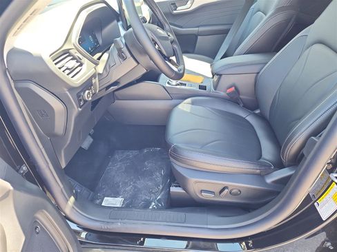 New 2025 Ford Escape SE w/ PHEV Premium Package image 12