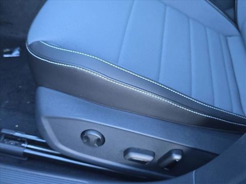 New 2026 Volkswagen Jetta SE image 7