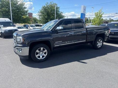 Used 2016 GMC Sierra 1500 SLT w/ SLT Preferred Package AWD/4WD image 6