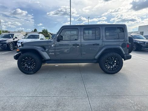 Used 2023 Jeep Wrangler Unlimited Sahara w/ Cold Weather Group AWD/4WD image 2