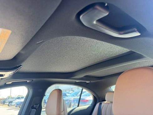 New 2026 Mercedes-Benz E 350 4MATIC Sedan image 18