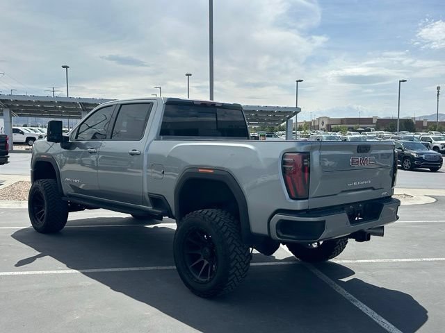 Used 2024 GMC Sierra 3500 AT4 w/ AT4 Premium Plus Package AWD/4WD image 3