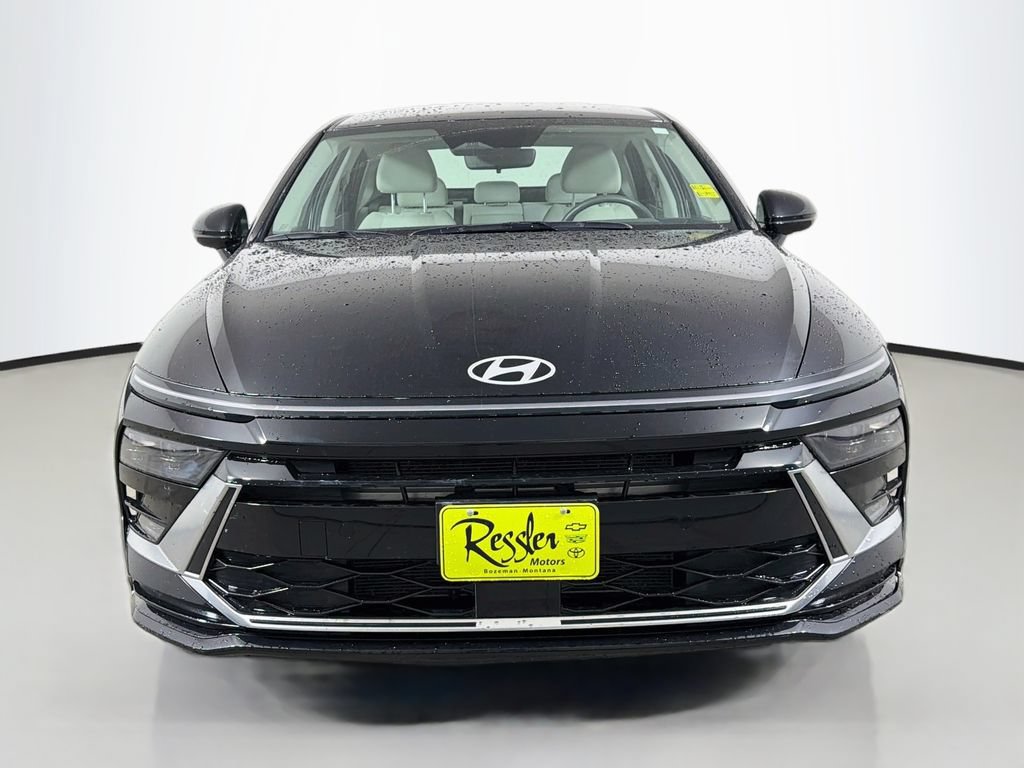 Used 2024 Hyundai Sonata SEL FWD image 2