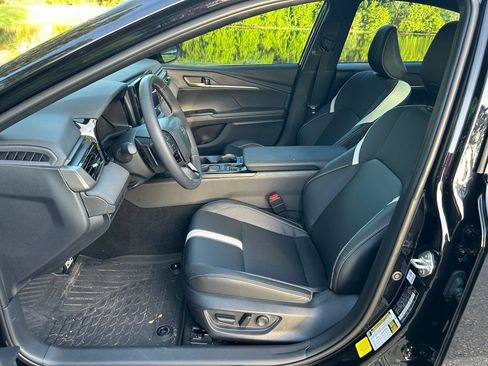 Used 2026 Toyota Camry SE w/ Convenience Package FWD image 15
