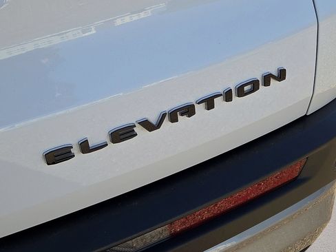 Used 2024 GMC Acadia Elevation w/ Luxury Package FWD image 13