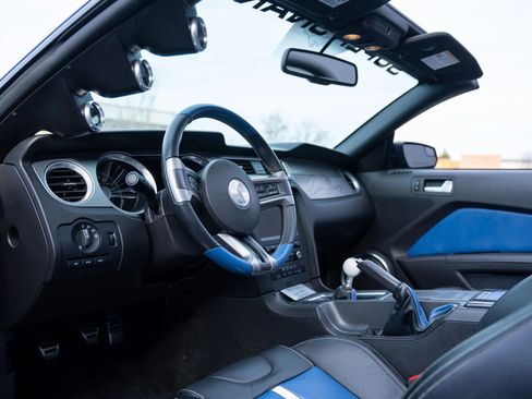 Used 2012 Ford Mustang Shelby GT500 w/ Electronics Pkg image 2