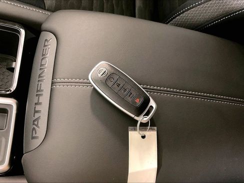 New 2026 Nissan Pathfinder SV image 31