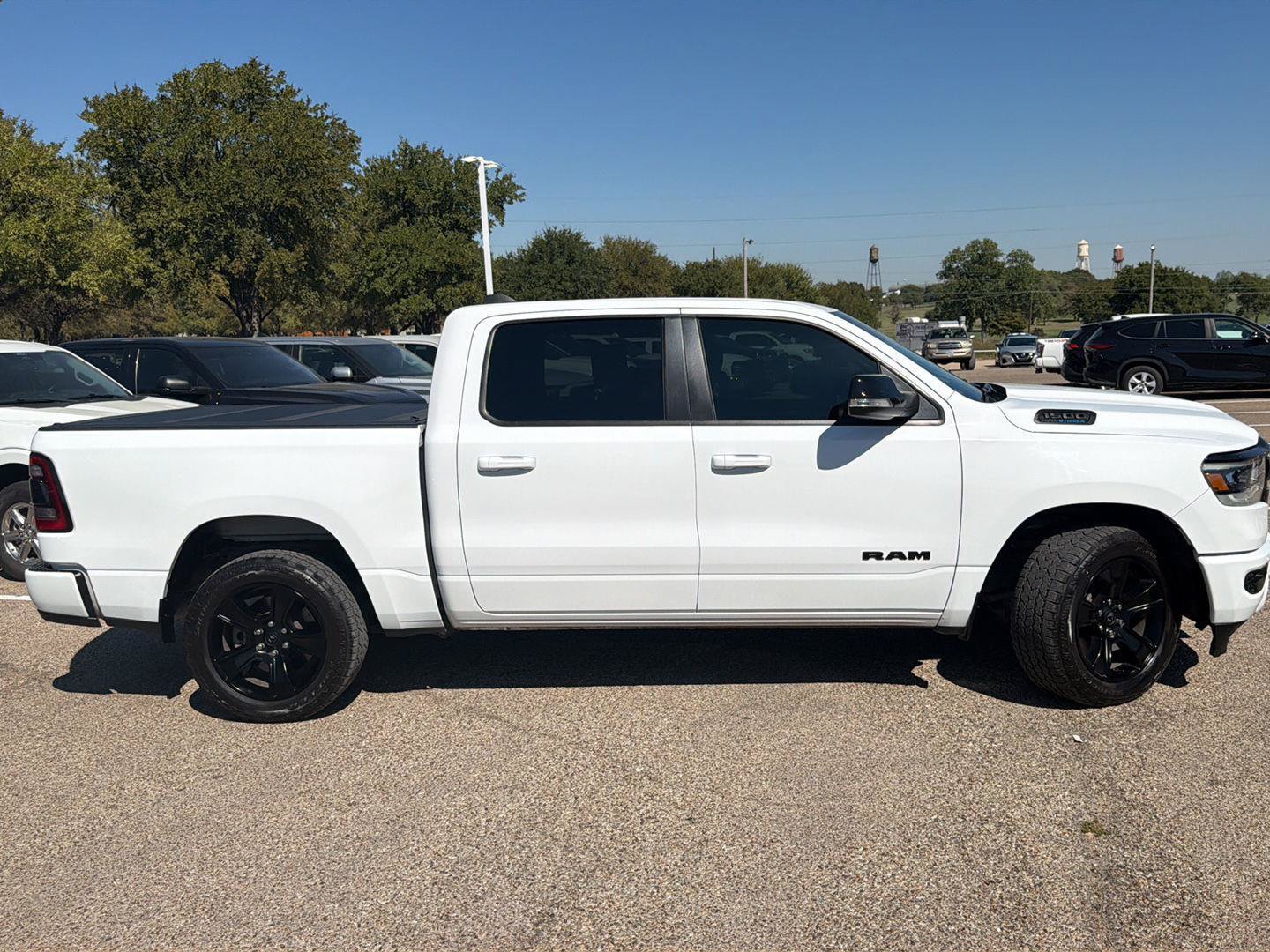 Used 2021 RAM 1500 Big Horn RWD image 2