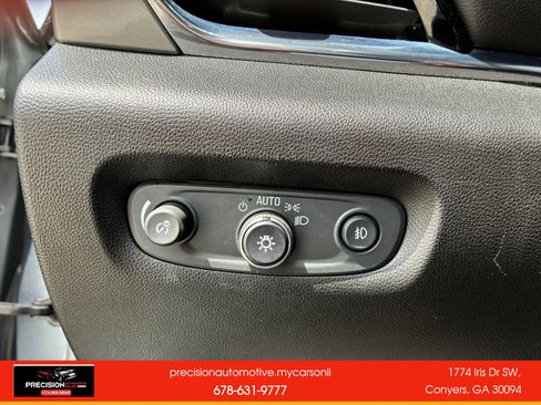 Used 2019 Chevrolet Traverse LT FWD image 37