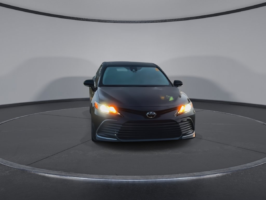 Used 2024 Toyota Camry LE w/ Convenience Package FWD image 3