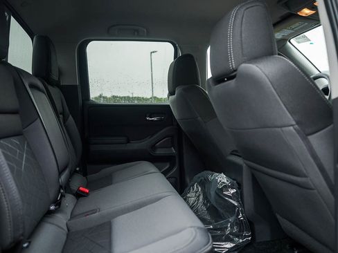 New 2026 Nissan Frontier SV w/ SV Convenience Package AWD/4WD image 11