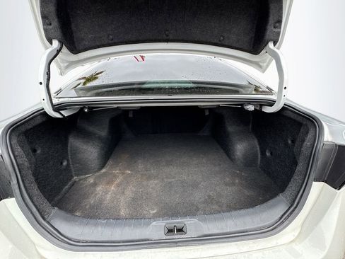 Used 2024 Nissan Altima 2.5 SR FWD image 19