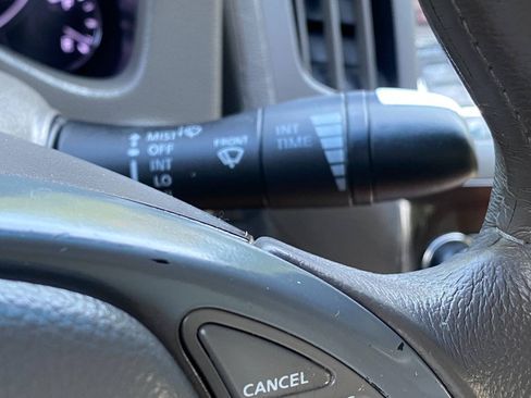 Used 2010 INFINITI G37 Convertible w/ Premium Pkg RWD image 26